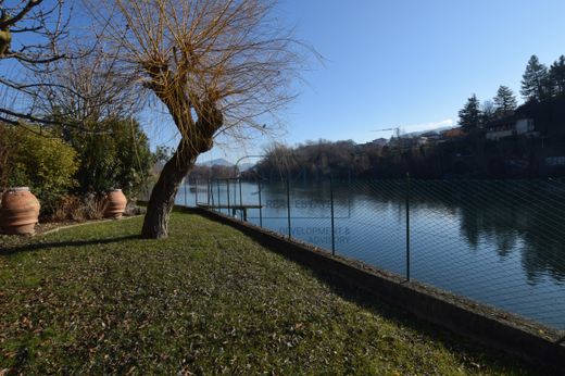 Villa a Sarnico, Bergamo