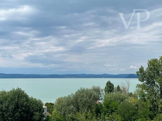 Terreno a Balatonszárszó, Somogy megye