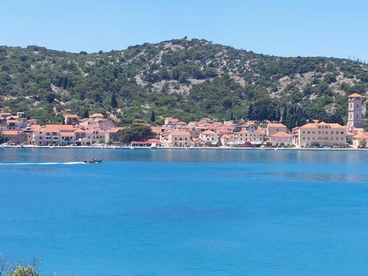 Tisno, Sibenik-Kninのアパートメント