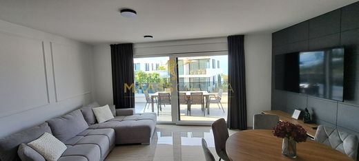 아파트 / Malinska, Malinska-Dubašnica