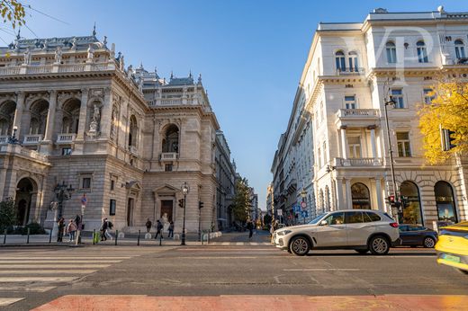 Daire Budapeşte, Budapest