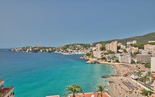 Apartment / Etagenwohnung in Cala Mayor, Balearen Inseln