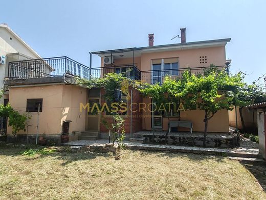 Πολυτελή κατοικία σε Pula, Grad Pula