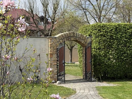 Casa di lusso a Kronberg, Politischer Bezirk Mistelbach