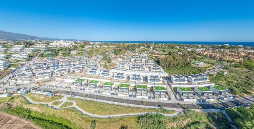 Casa de lujo en Atalaya Isdabe, Málaga