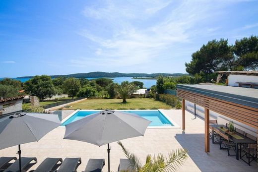 Villa in Medulin, Istria
