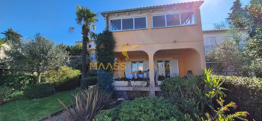 호화 저택 / Malinska, Malinska-Dubašnica