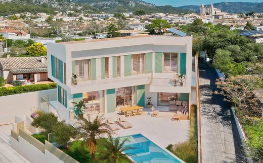 Calvià, Illes Balearsのヴィラ