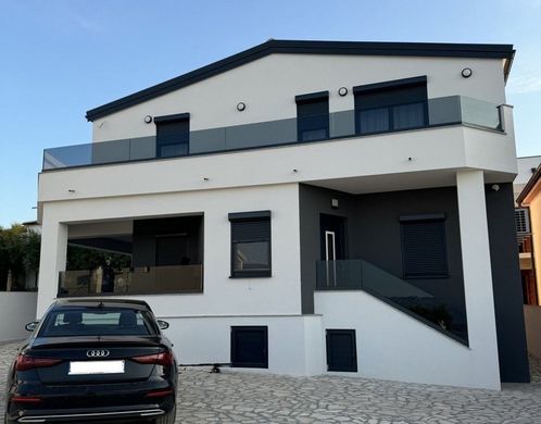 Casa de lujo en Vir, Zadar