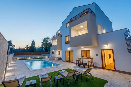 Элитный дом, Kaštel Sućurac, Kaštela