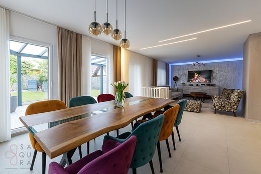 Casa di lusso a Groß-Enzersdorf, Politischer Bezirk Gänserndorf