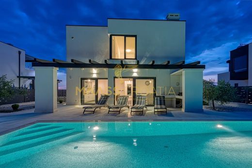 Villa in Pula, Grad Pula
