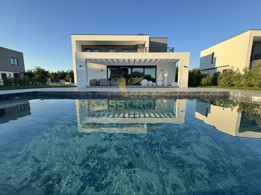 Villa in Juršići, Svetvinčenat