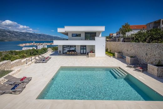 Villa Vinjerac, Zadar