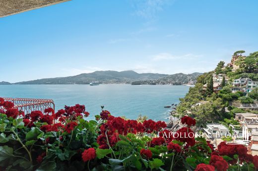 Luxury home in Zoagli, Provincia di Genova