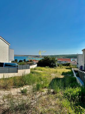 地皮  Novalja, Lika-Senj