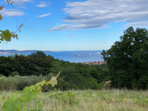 Terrain à Koper