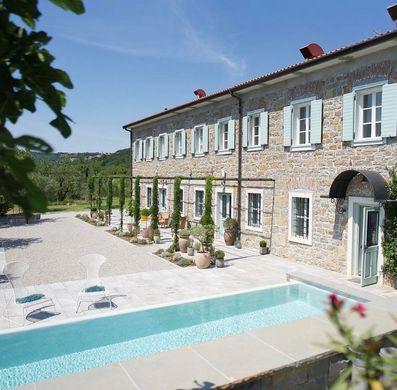 Villa en Črni Kal, Koper
