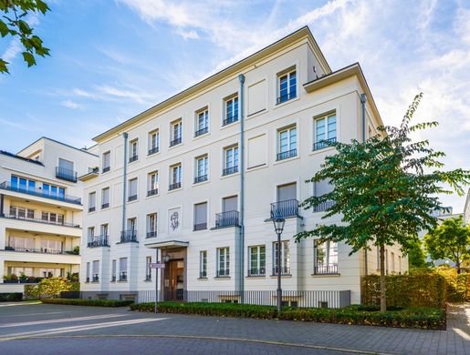 Apartment / Etagenwohnung in Düsseldorf, Düsseldorf District