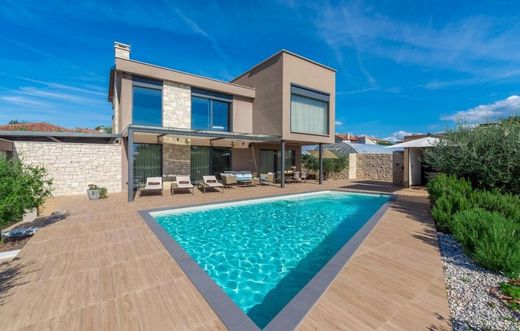 Villa in Umag, Grad Umag