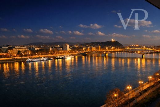 Apartment / Etagenwohnung in Budapest