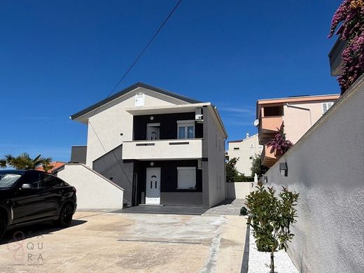 Maison de luxe à Novalja, Lika-Senj