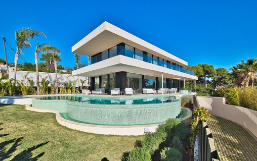 Villa in Costa d'en Blanes, Balearen