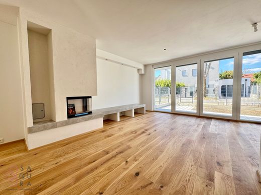 Luxury home in Gemeindebezirk Donaustadt, Wien Stadt