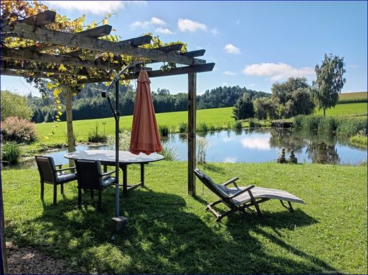 Luxe woning in Dietersburg, Lower Bavaria