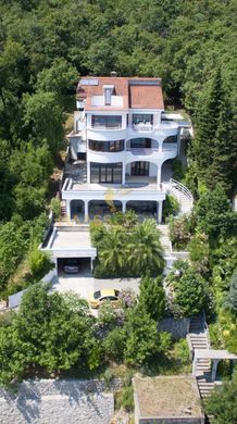 Villa in Opatija, Istria