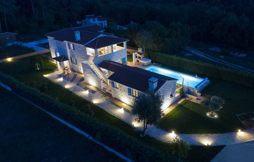 منزل ﻓﻲ Poreč, Grad Poreč