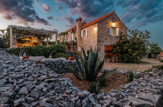 Luksusowy dom w Hvar, Grad Hvar