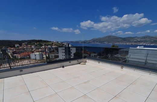 套间/公寓  Okrug Gornji / Liveli, Split-Dalmatia