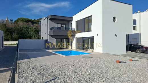 Luxury home in Ližnjan, Ližnjan-Lisignano