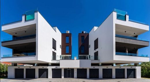 Apartment / Etagenwohnung in Sukošan, Zadar