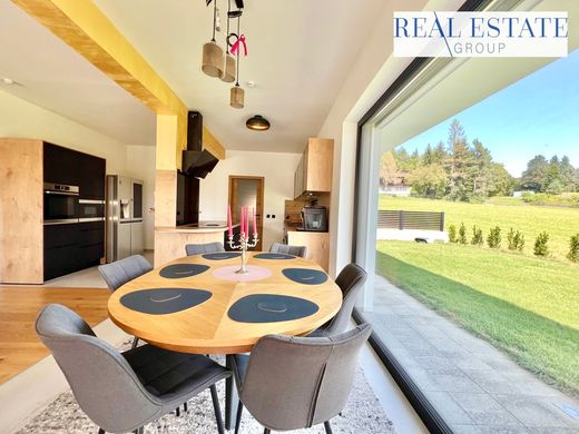 Luxury home in Krumpendorf, Politischer Bezirk Klagenfurt Land