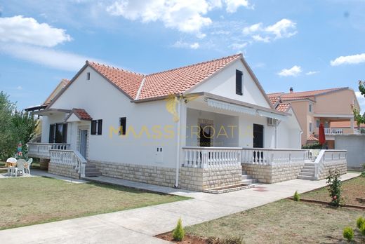 Casa di lusso a Bibinje, Zadar