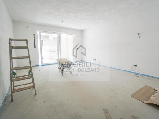 Piso / Apartamento en Cornaiano, Bolzano