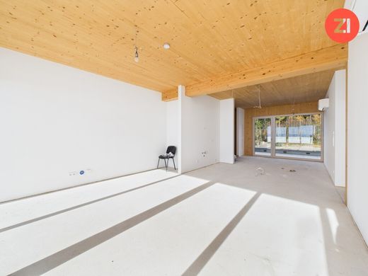 아파트 / Kirchschlag bei Linz, Politischer Bezirk Urfahr-Umgebung