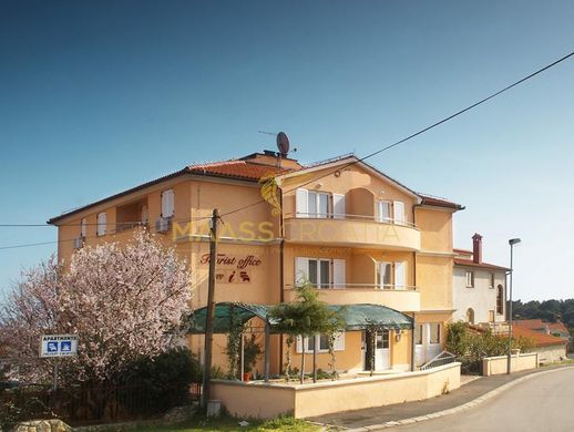 호화 저택 / Premantura, Medulin