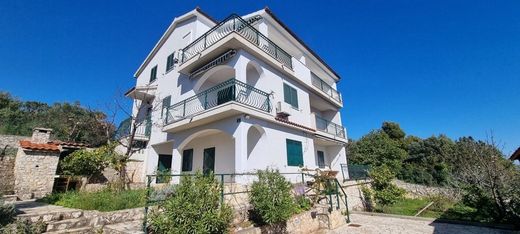 منزل ﻓﻲ Čiovo, Grad Trogir