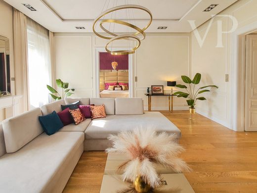 Daire Budapeşte, Budapest