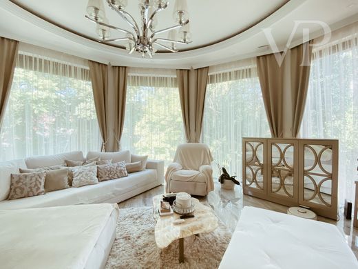 Daire Budapeşte, Budapest