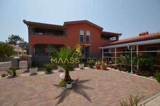 Casa de lujo en Vir, Zadar