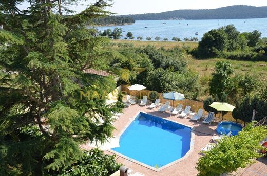 Luxe woning in Medulin, Istria