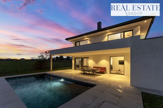 Luxury home in Ebenthal, Politischer Bezirk Klagenfurt Land