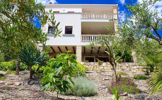 Luxury home in Pakoštane, Zadar