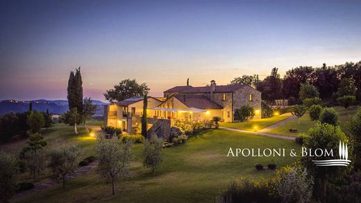 Villa in Cinigiano, Provincia di Grosseto