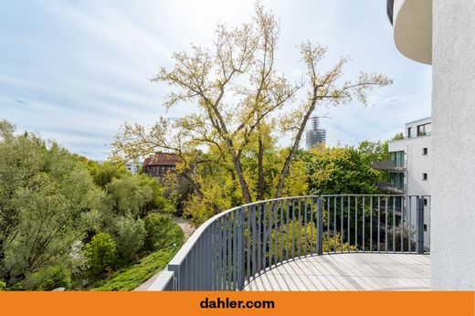 Apartment / Etagenwohnung in Berlin