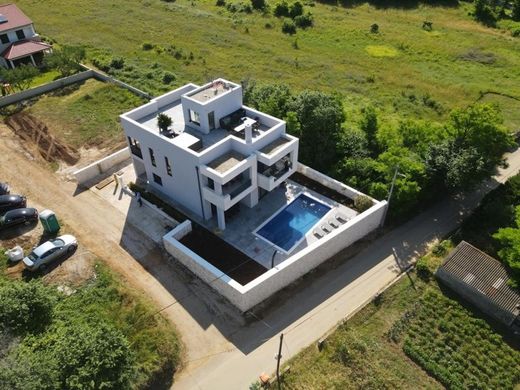 Villa à Privlaka, Zadar